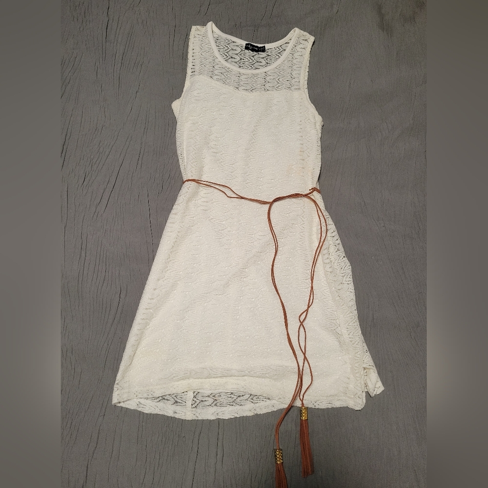 Ruby Rox Women's White Lace Sleeveless Dress with Belt